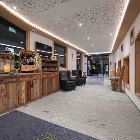 & Mit Hotel Fuegen