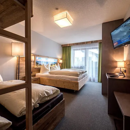Hotel&apart Mit 3*