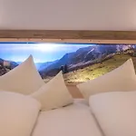 & Szálloda Fügen